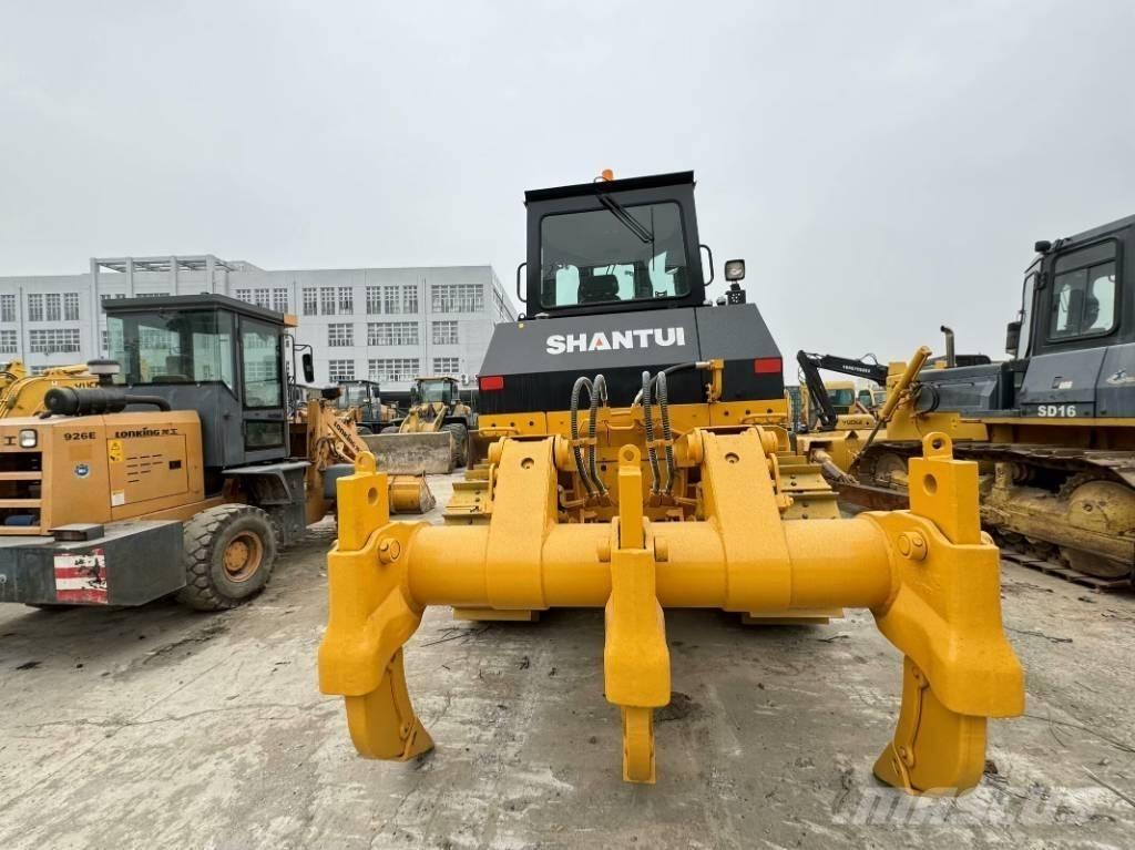 Shantui SD 22 Crawler excavators