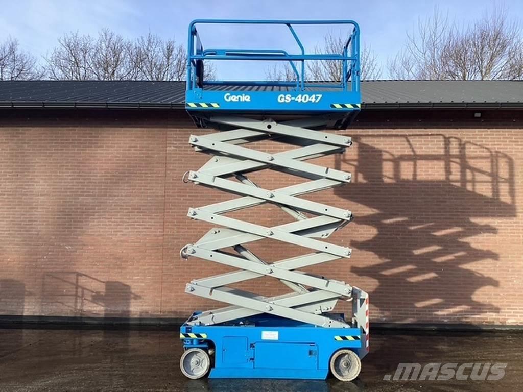 Genie GS4047 Scissor lifts