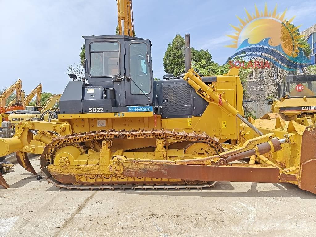 Shantui SD 22 Crawler dozers