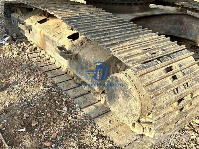 Komatsu PC200-8 Crawler excavators