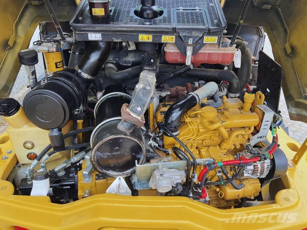 CAT 906 M     2016 Wheel loaders