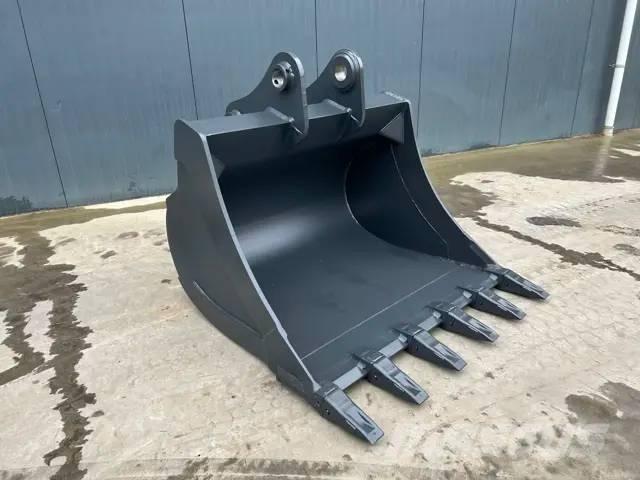 Hitachi ZX210 - 1.40m Buckets