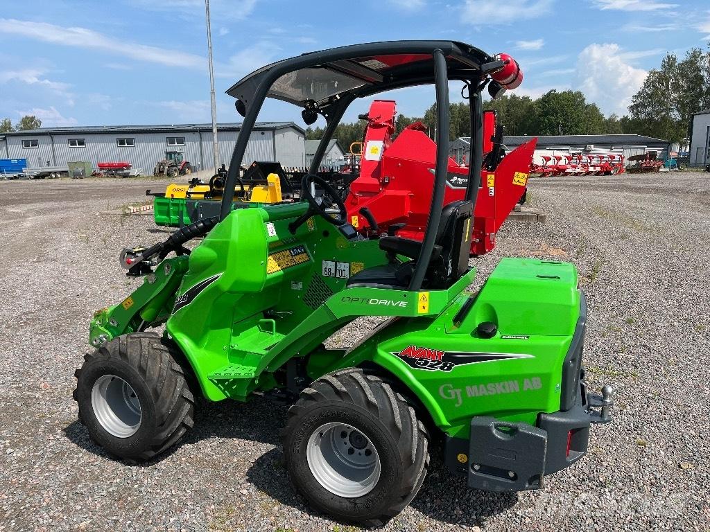 Avant 528 Multi purpose loaders
