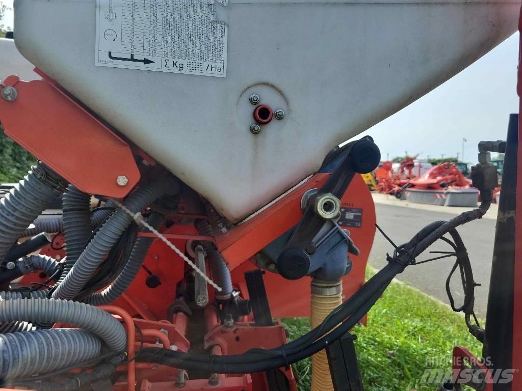 Kuhn Planter 3 Precision sowing machines