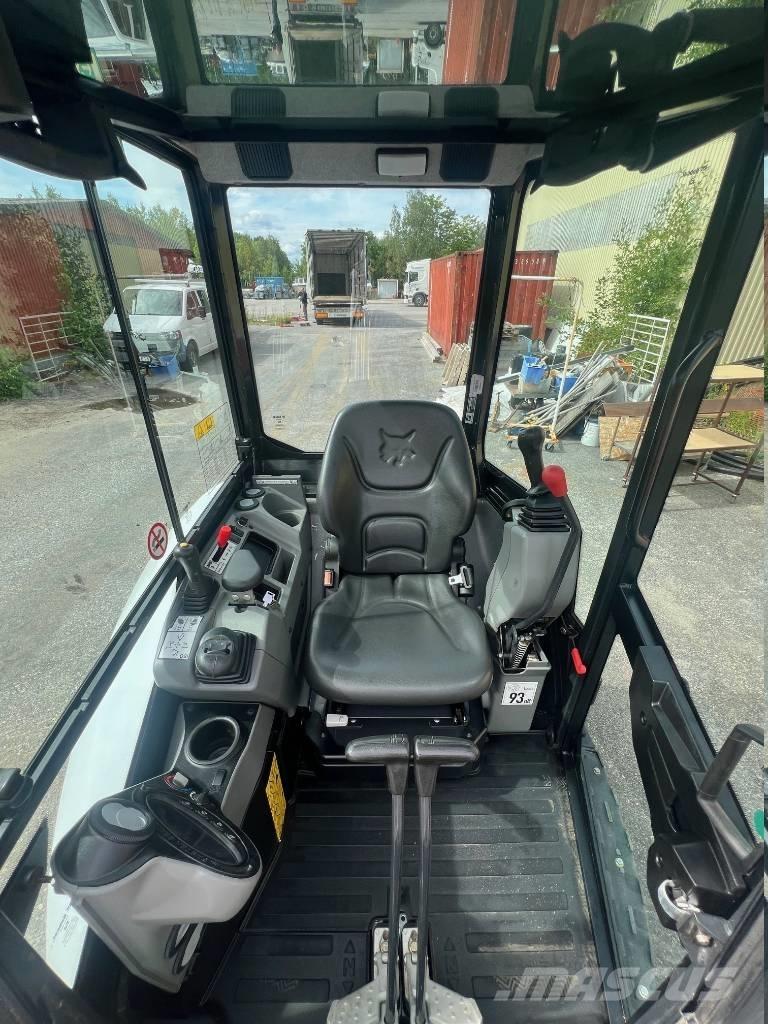 Bobcat E 26 Mini excavators < 7t
