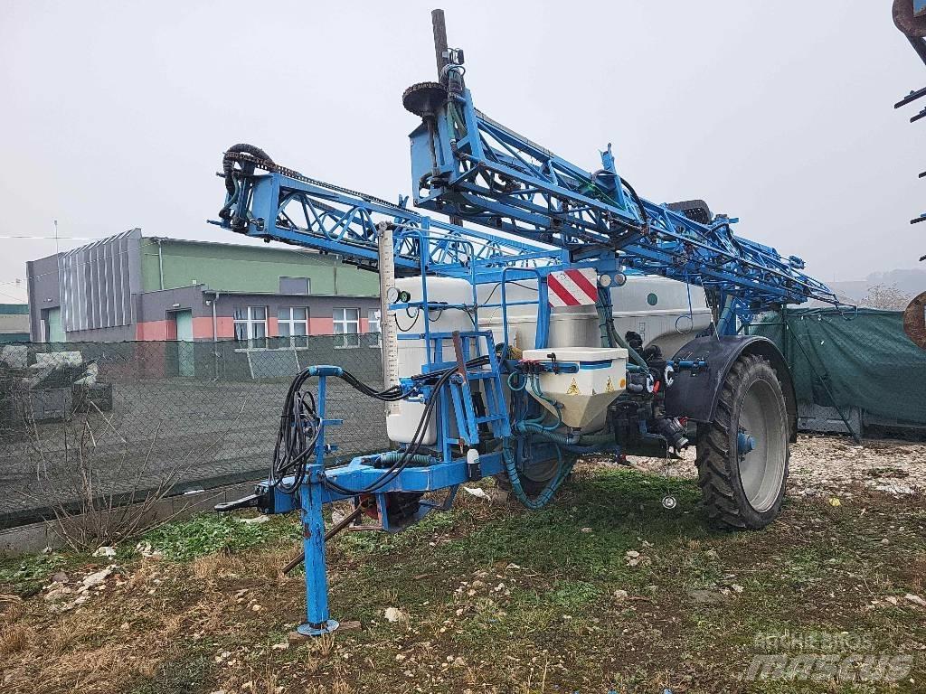 Agrio NAPA 3124 Trailed sprayers