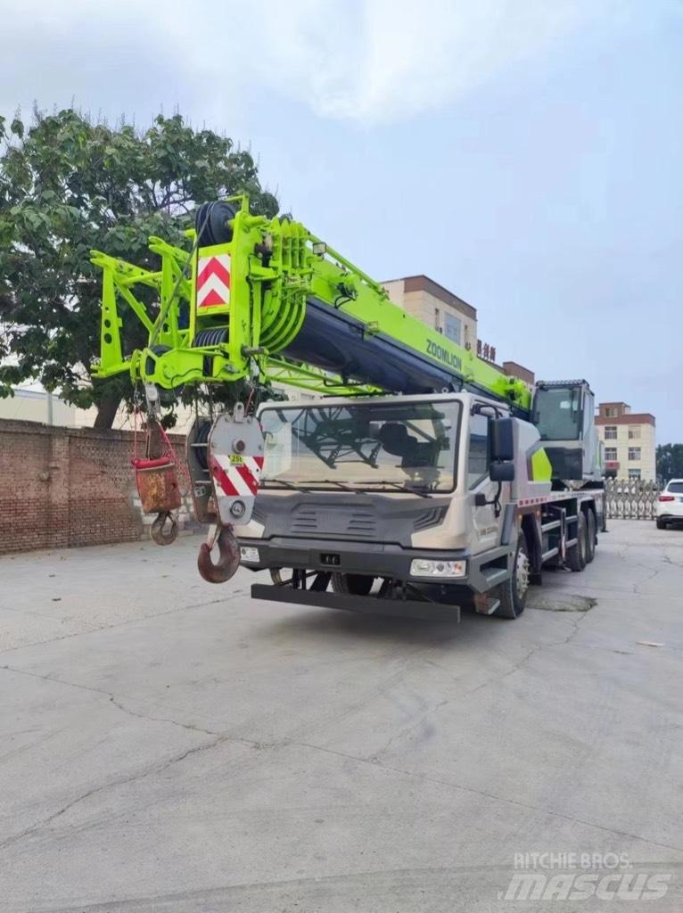 Zoomlion QY25H All terrain cranes