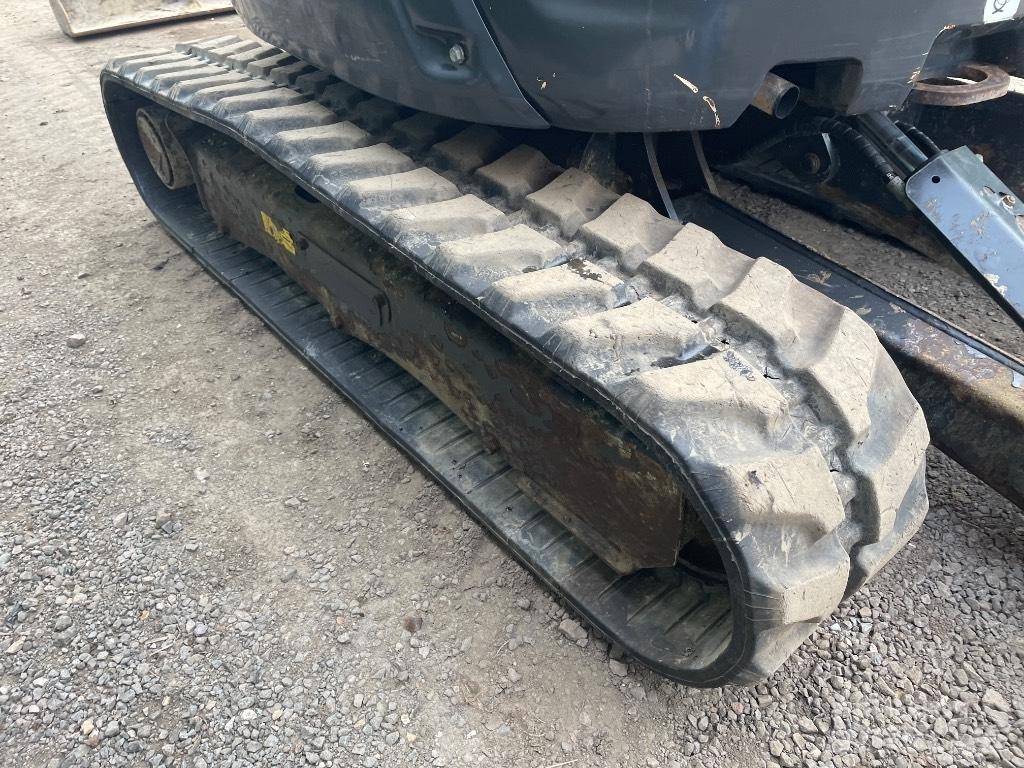 Bobcat E 26 Mini excavators < 7t