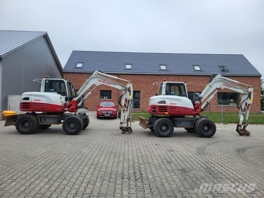 Takeuchi TB295W Midi excavators  7t - 12t