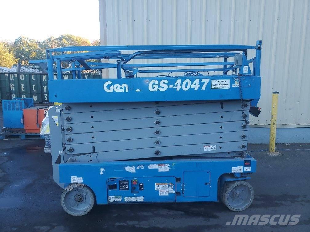 Genie GS 4047 Scissor lifts
