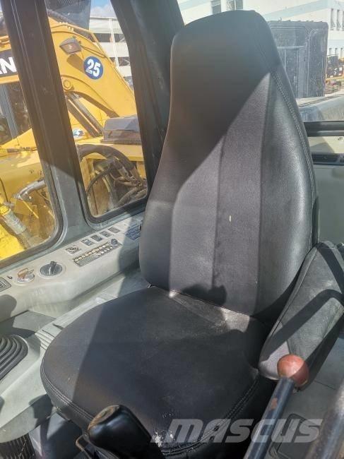 Komatsu PC 120 Mini excavators < 7t
