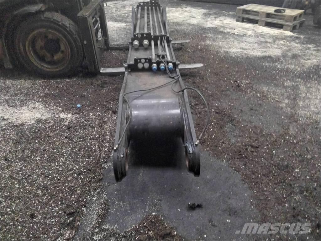 John Deere CH9 Harvester cranes