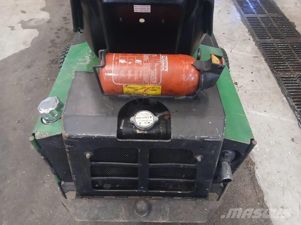 Avant 320 Multi purpose loaders