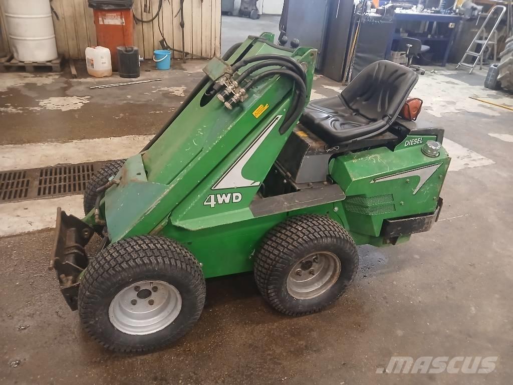 Avant 320 Multi purpose loaders