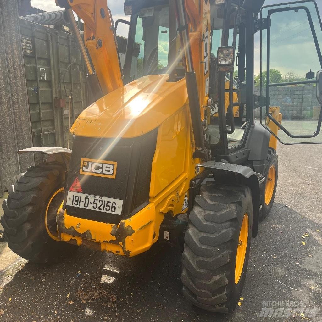 JCB 3CX Compact TLB's