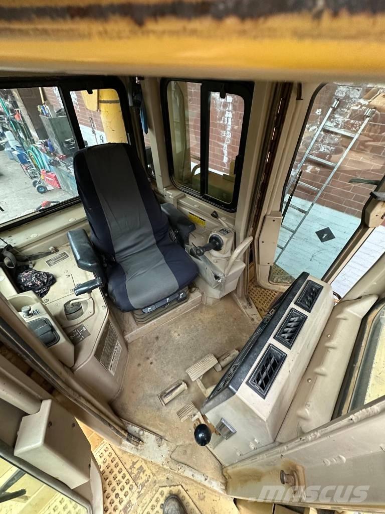 CAT D 6 H II Crawler dozers