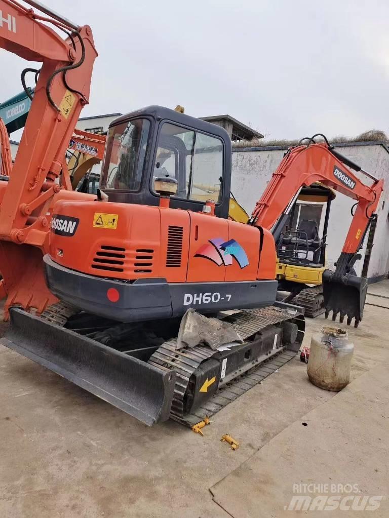 Doosan DH 60-7 Mini excavators < 7t