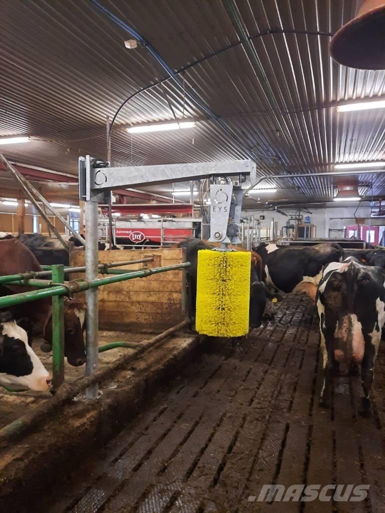  EYS - Kubørste Other farming machines