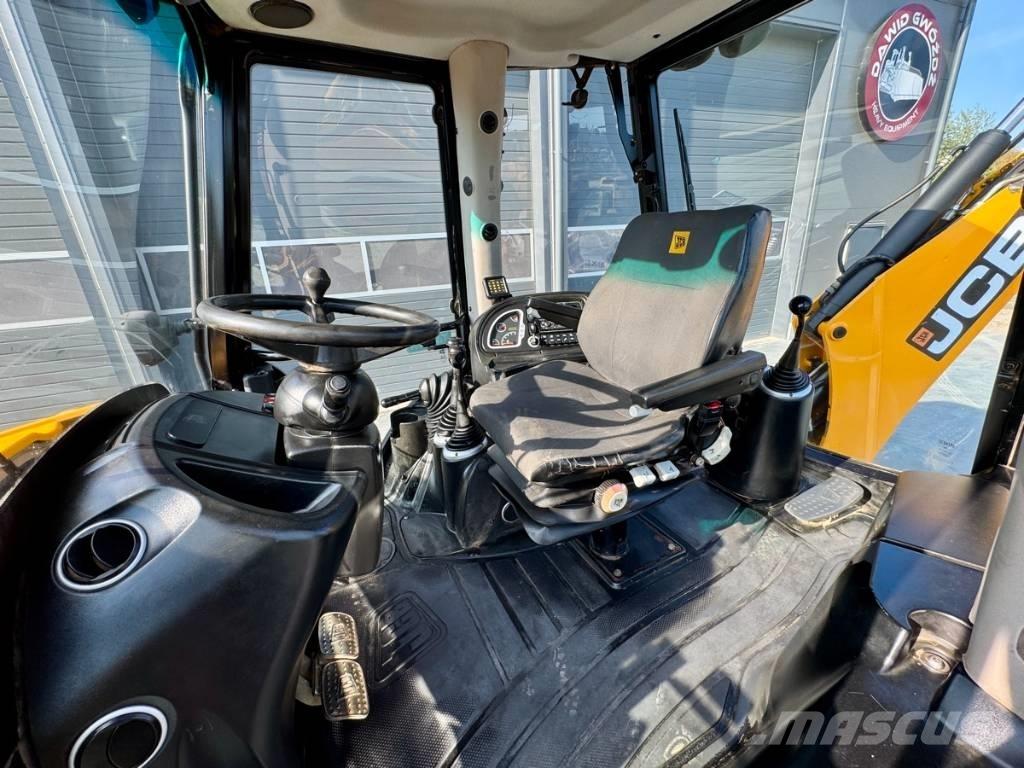 JCB 4 CX TLB's