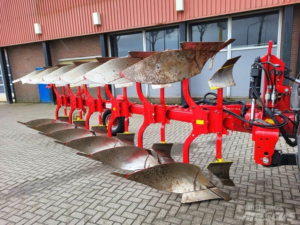 Pöttinger Ploeg Ploughs