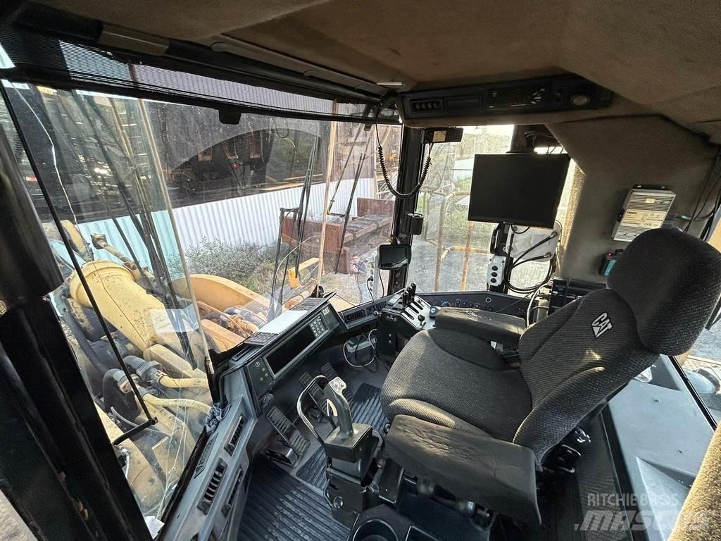 CAT 990 Wheel loaders