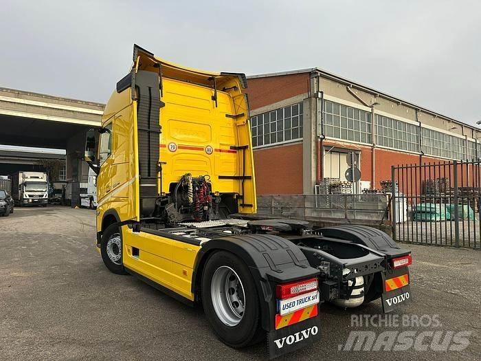 Volvo FH500 Truck Tractor Units