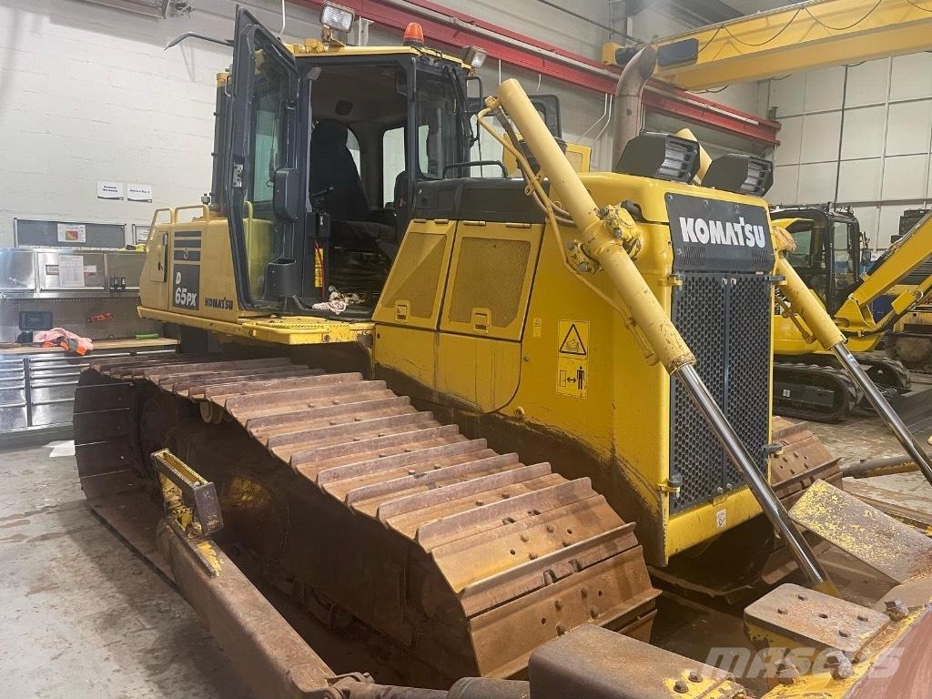 Komatsu D 65 PX-18 Crawler dozers