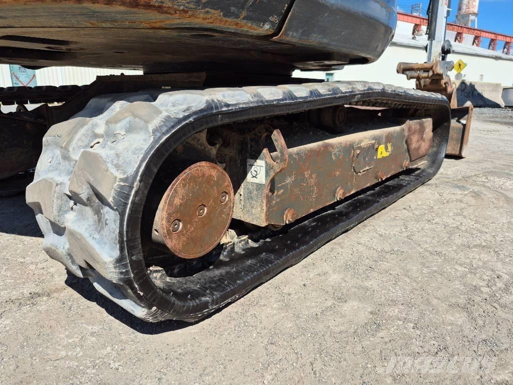Bobcat E 32 Mini excavators < 7t