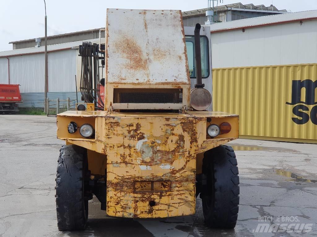 Kalmar 15-1200 Diesel trucks