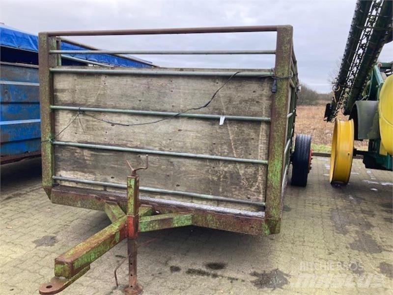  - - - Kreaturvogn Other farming trailers