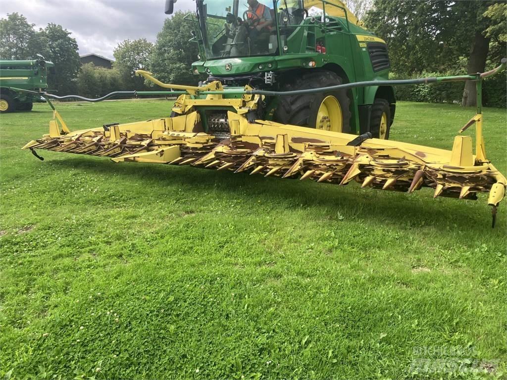 John Deere 390 Plus Self-propelled foragers