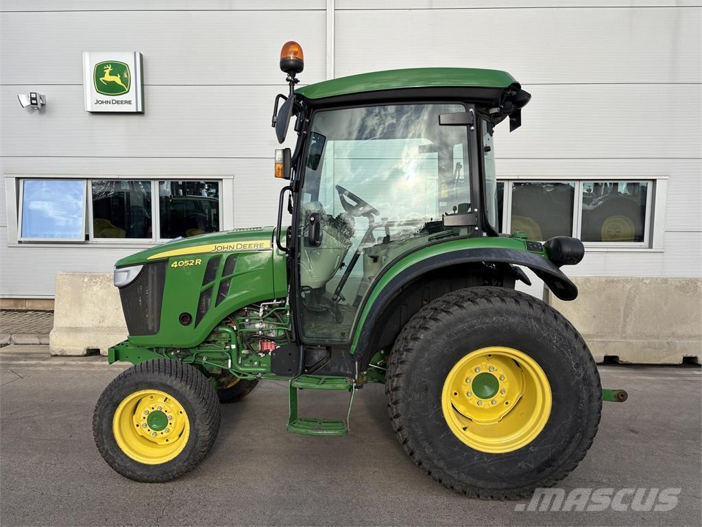 John Deere 4052R Compact tractors