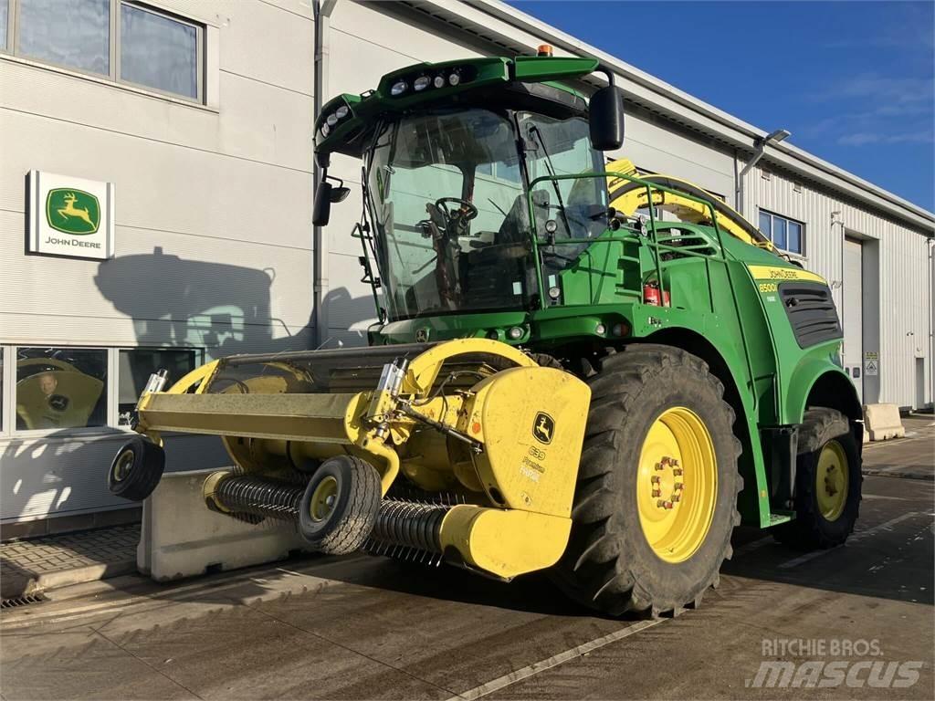 John Deere 8500i Self-propelled foragers