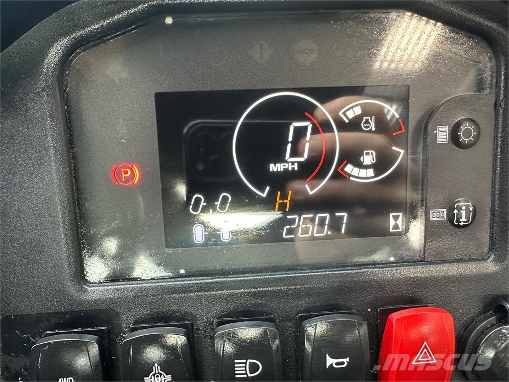 John Deere HPX815E Utility machines