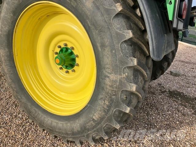 John Deere R962I Self-propelled sprayers