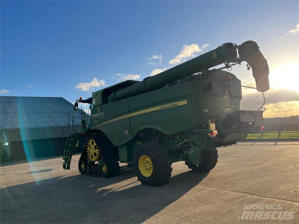 John Deere S790 Combine harvesters