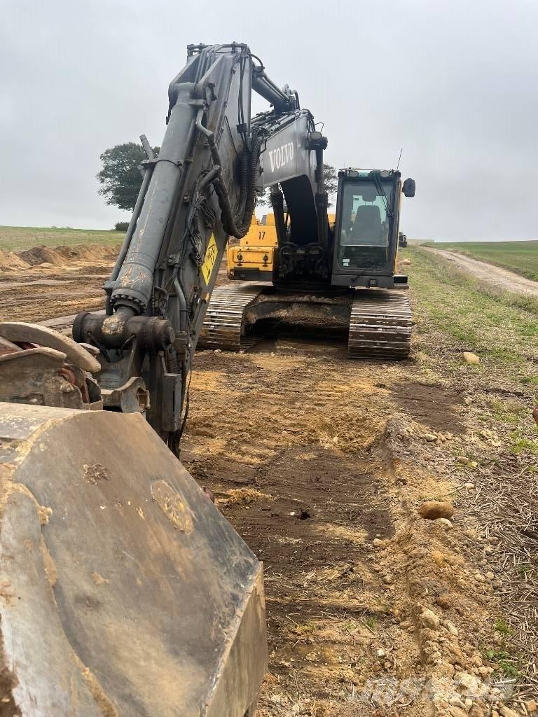 Volvo EC 250 D Crawler excavators