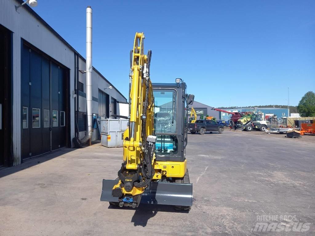 Komatsu PC26MR-5 Mini excavators < 7t