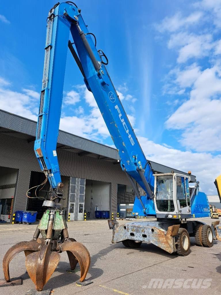 Fuchs MHL350E + Polyp Waste / industry handlers