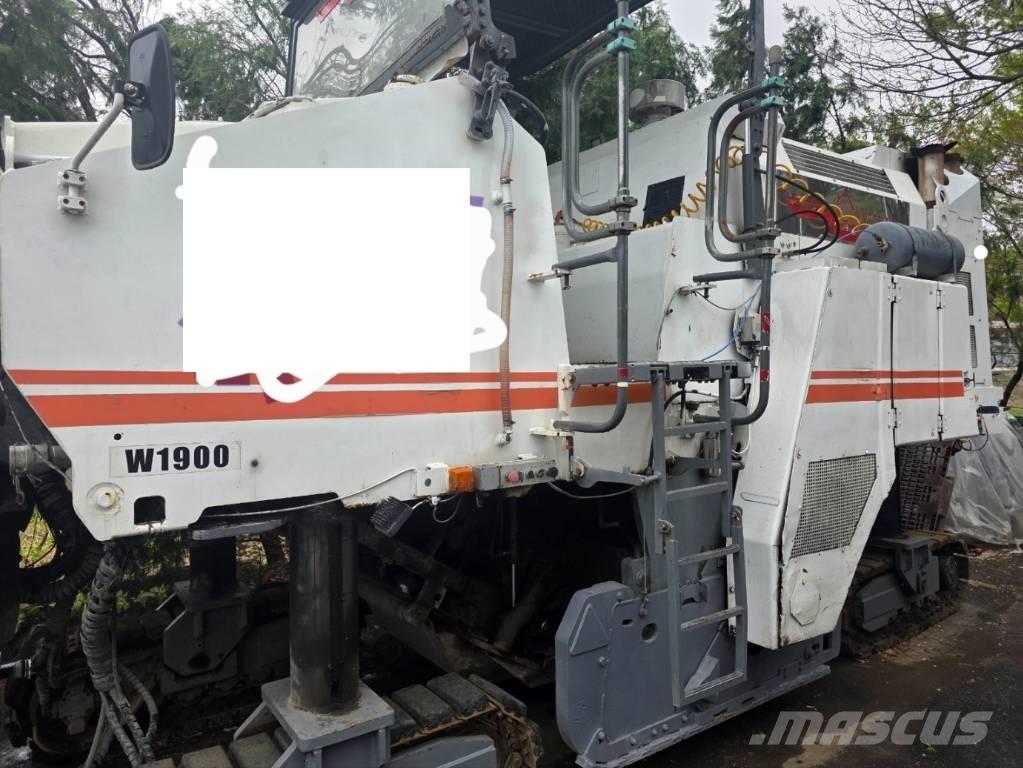 Wirtgen W 1900 Asphalt cold milling machines