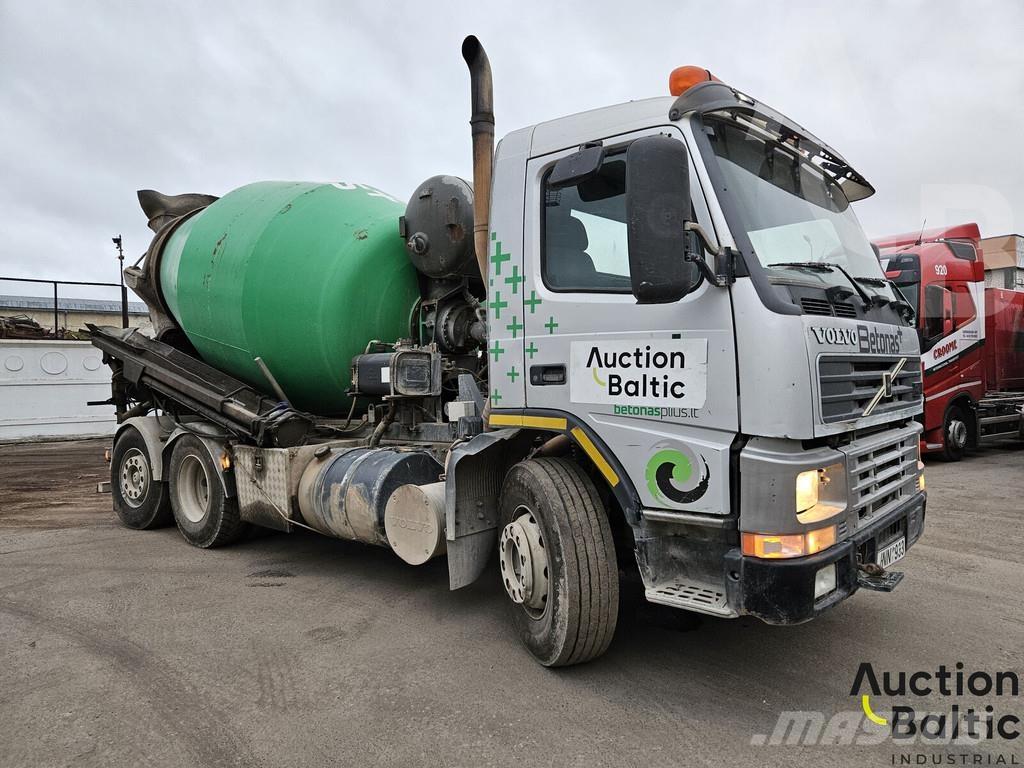Volvo FM12 Concrete trucks