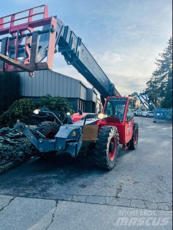 SkyJack SJ1056TH Rough terrain truck