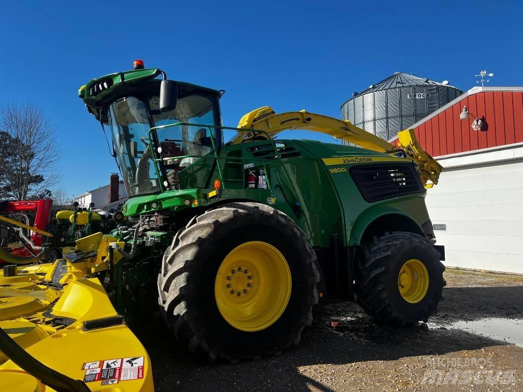 John Deere 9800i Self-propelled foragers