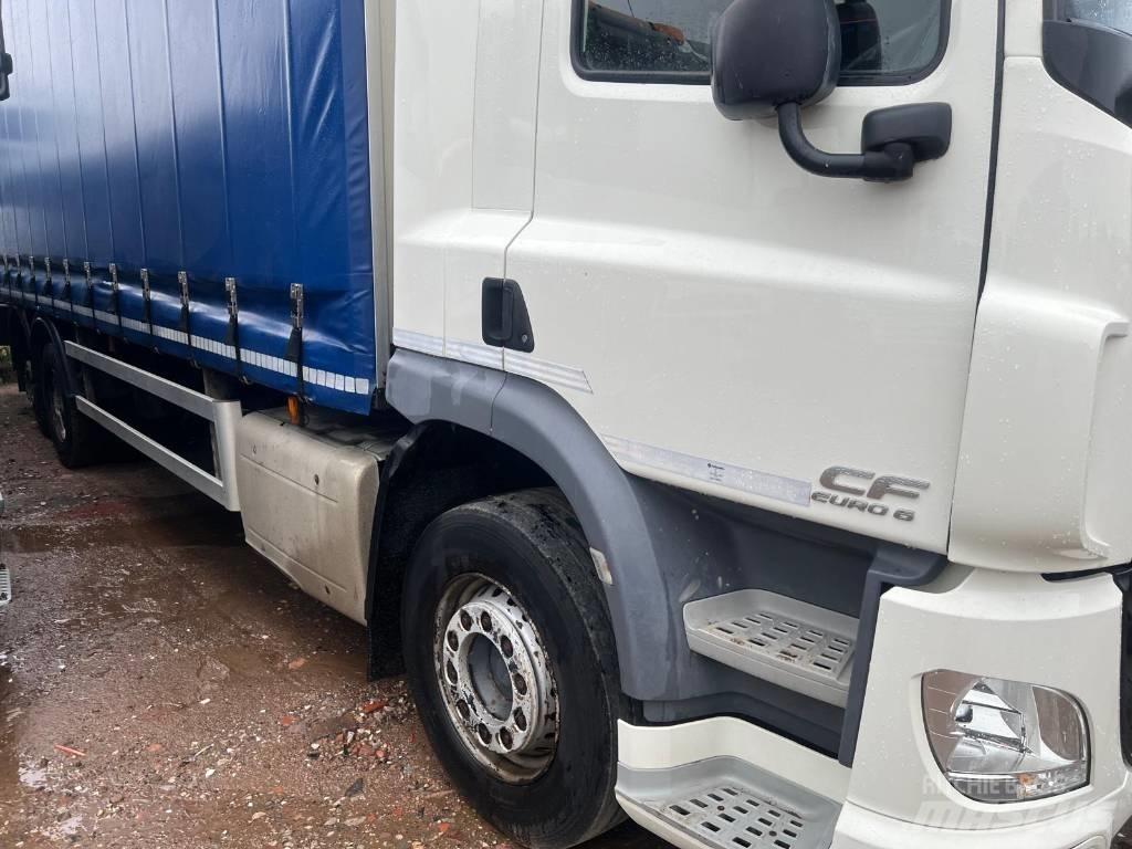 DAF CF 330 Tautliner/curtainside trucks