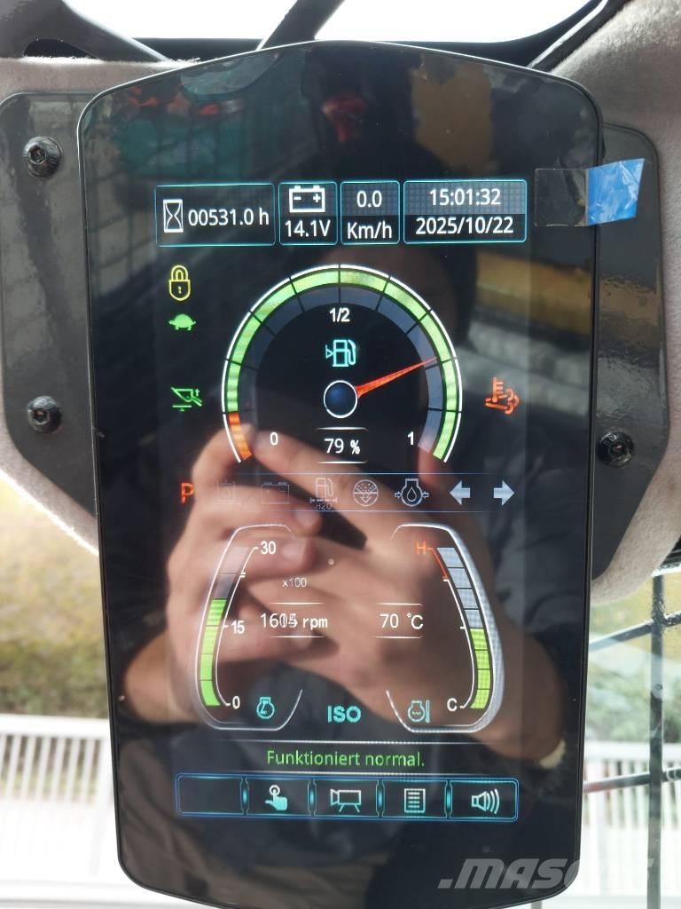 XCMG XC7-TV12 Crawler FEL's