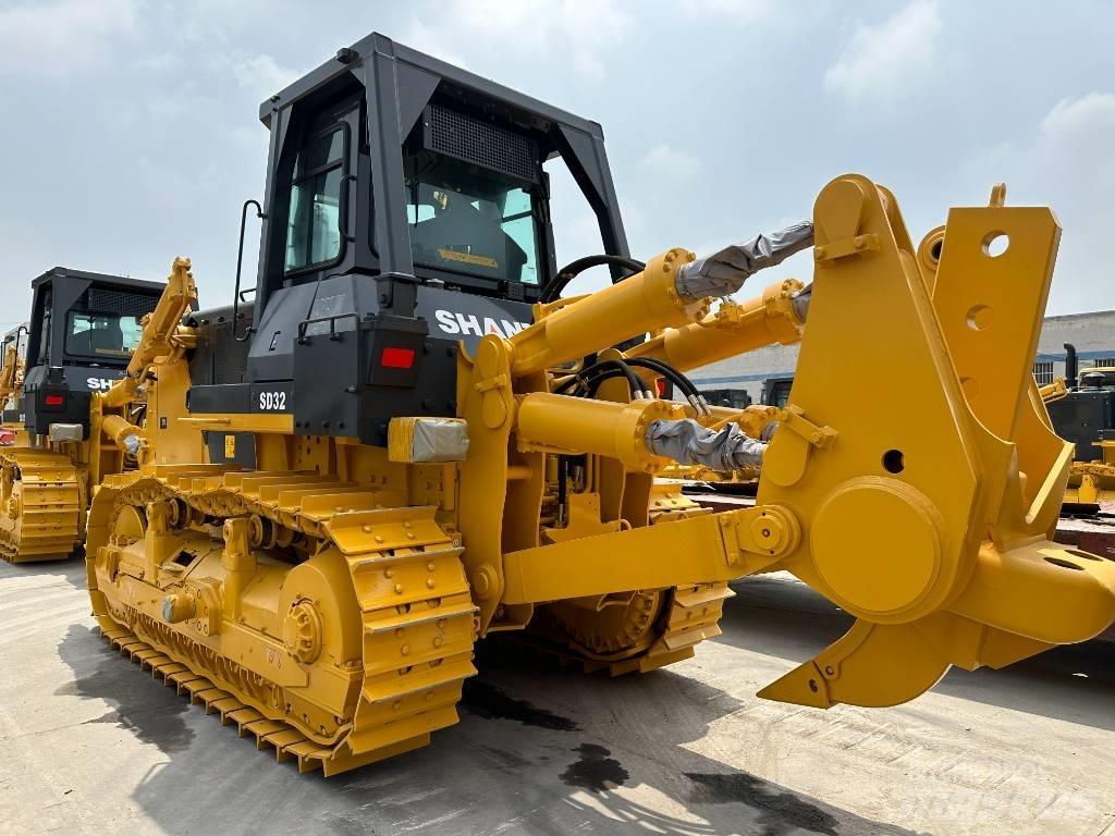 Shantui SD32 Crawler dozers