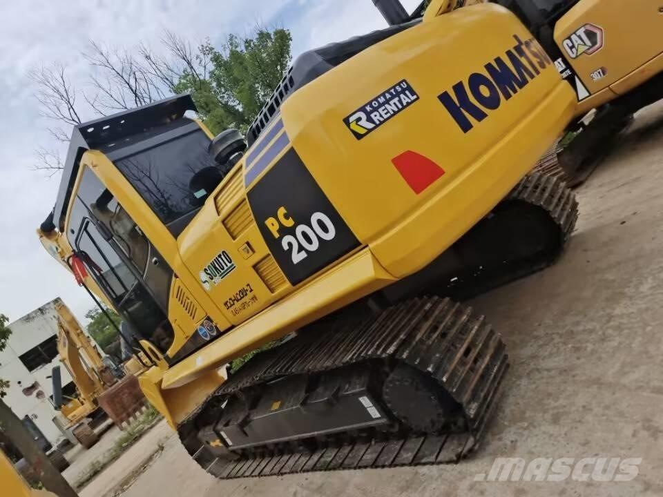 Komatsu PC 200-7 Crawler excavators