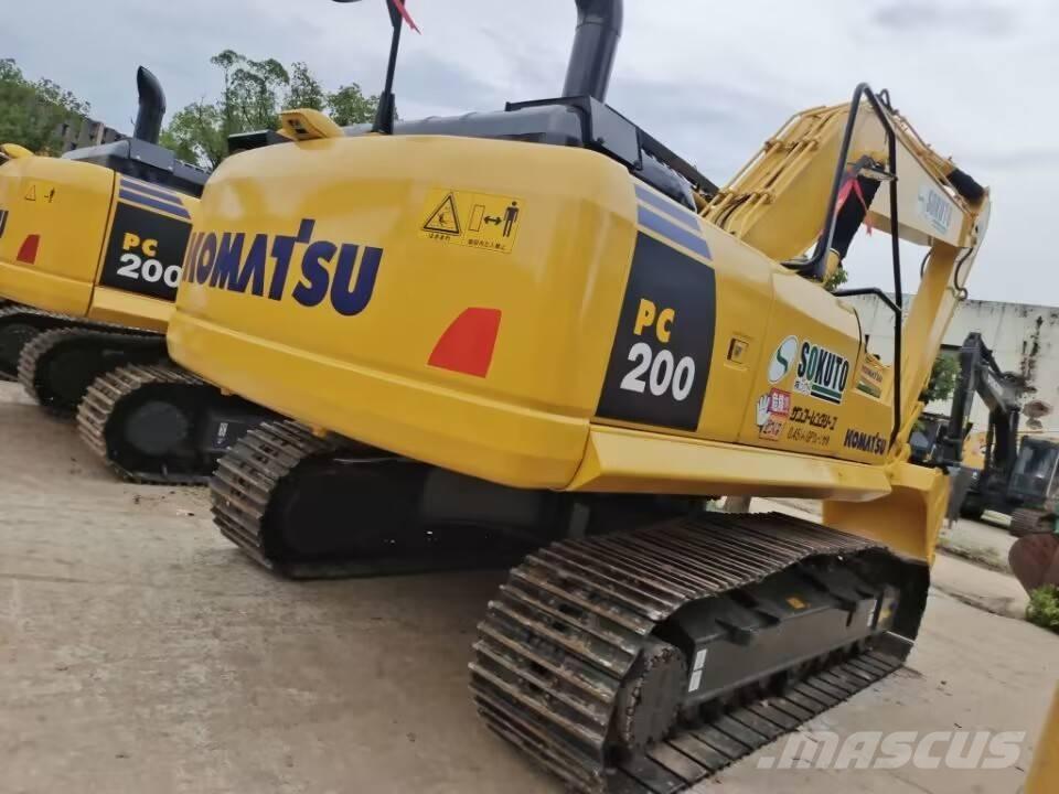 Komatsu PC 200-7 Crawler excavators