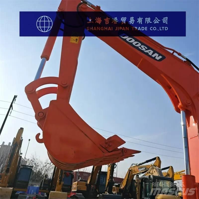 Doosan DH 55 Mini excavators < 7t