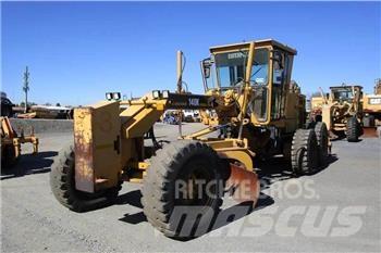 CAT 140K Graders